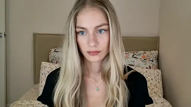 Awesomelusty – webcam model profile photo Image 19