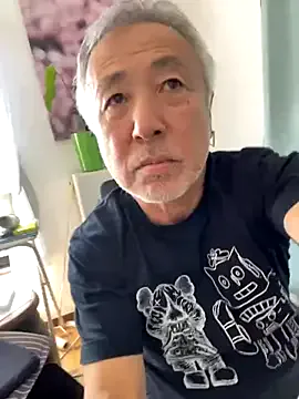 roouse – webcam model profile photo Image 12