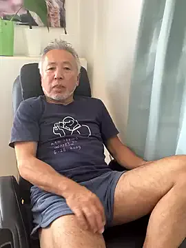 roouse – webcam model profile photo Image 6