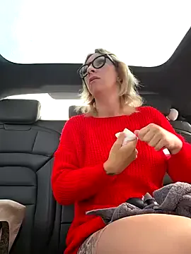 Queen_sofiyaa – webcam model profile photo Image 9