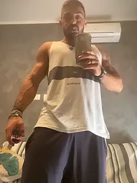 ViviVIsion – webcam model profile photo Image 2