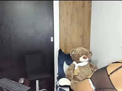 katrinewestx – webcam model profile photo Image 7