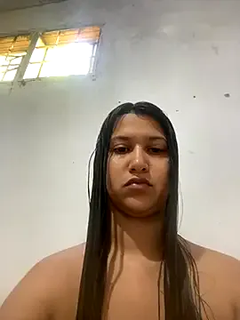 Awesomelusty – webcam model profile photo Image 2