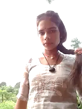 oxo_yuna_oxo – webcam model profile photo Image 6