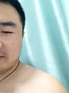 Yui-Ch – webcam model profile photo Image 6