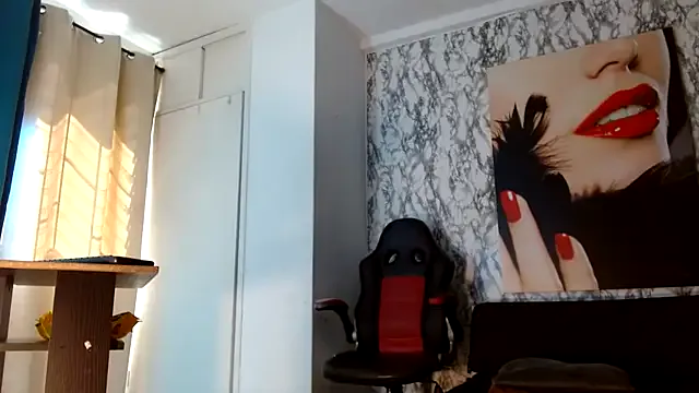 MiaKalcova – webcam model profile photo Image 6