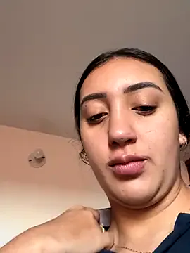 maataaan – webcam model profile photo Image 18