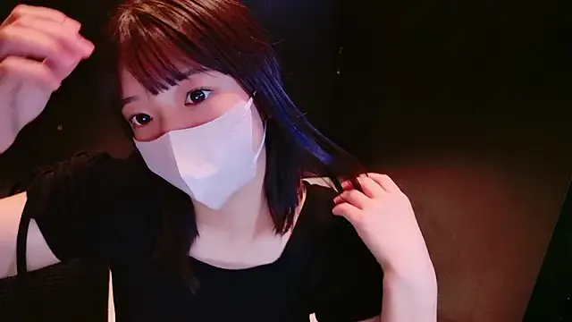 roouse – webcam model profile photo Image 16