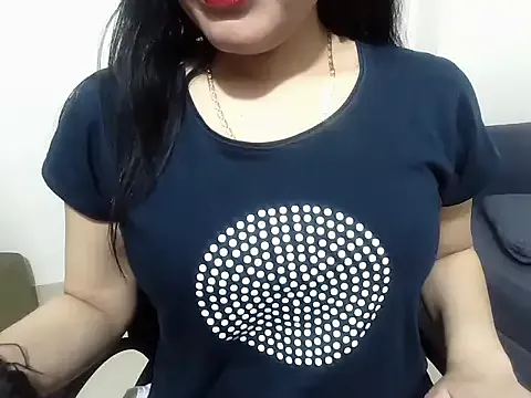 Kelly – webcam model profile photo Image 17