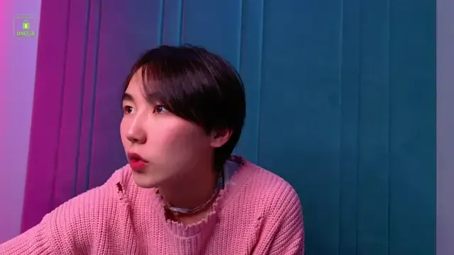 oxo_yuna_oxo – webcam model profile photo Image 3