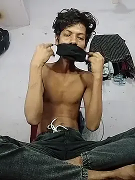 maataaan – webcam model profile photo Image 9