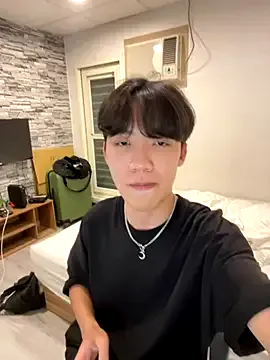 PumaShyXD – webcam model profile photo Image 11