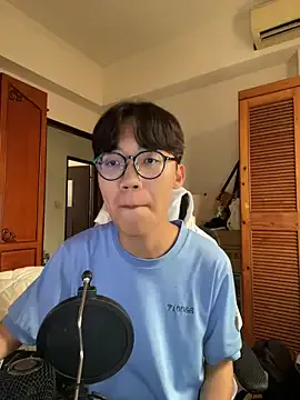 PumaShyXD – webcam model profile photo Image 7