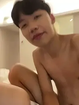 PumaShyXD – webcam model profile photo Image 8