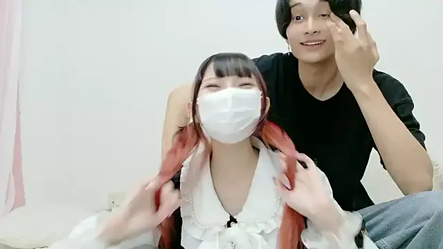 roouse – webcam model profile photo Image 17