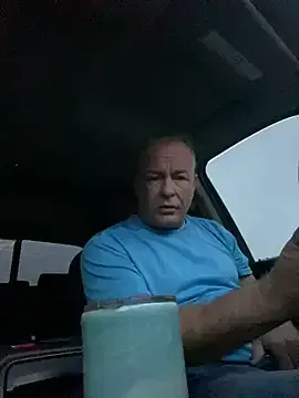 dirtypub – webcam model profile photo Image 4