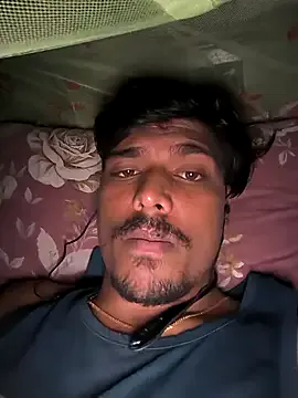 Yui-Ch – webcam model profile photo Image 11