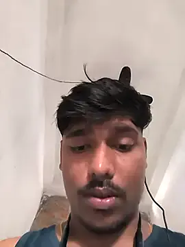 Yui-Ch – webcam model profile photo Image 3