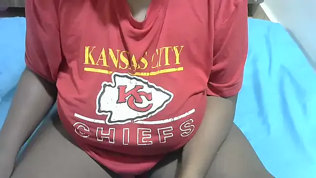 Queen_sofiyaa – webcam model profile photo Image 10