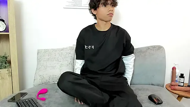 ManaMi-maru – webcam model profile photo Image 8