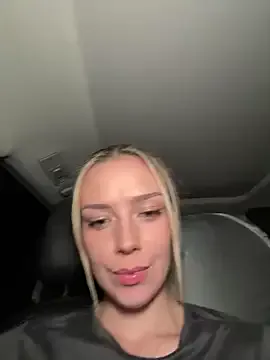 Priyanka_Pal – webcam model profile photo Image 6