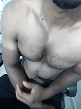 Queen_sofiyaa – webcam model profile photo Image 8