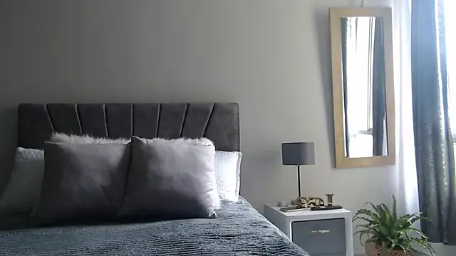 HotBellaMilf Image 2