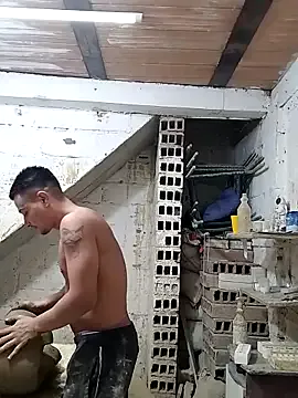 hina_porn – webcam model profile photo Image 12