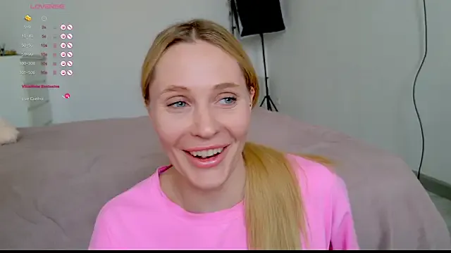 NANA_7 – webcam model profile photo Image 10