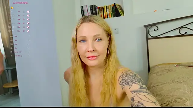 NANA_7 – webcam model profile photo Image 4