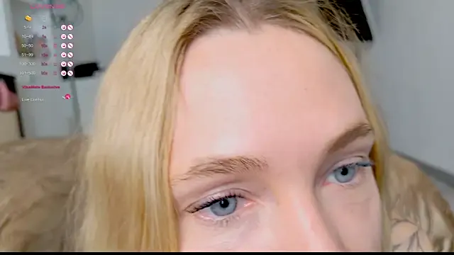 NANA_7 – webcam model profile photo Image 6