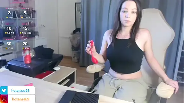 Queen_sofiyaa – webcam model profile photo Image 16