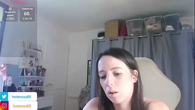 Queen_sofiyaa – webcam model profile photo Image 5