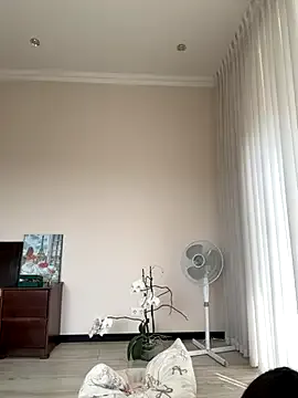 oxo_yuna_oxo – webcam model profile photo Image 19