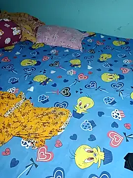 LiaWells – webcam model profile photo Image 15