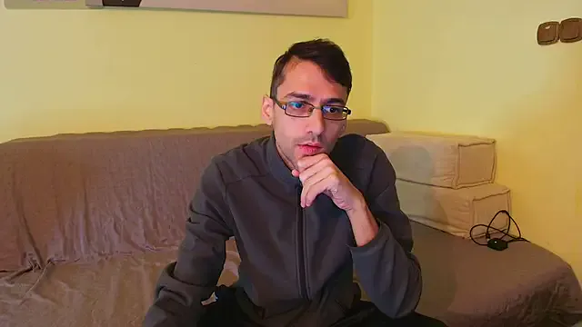 oxo_yuna_oxo – webcam model profile photo Image 19