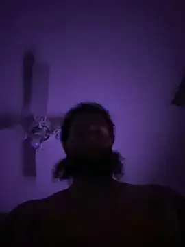 Yui-Ch – webcam model profile photo Image 3