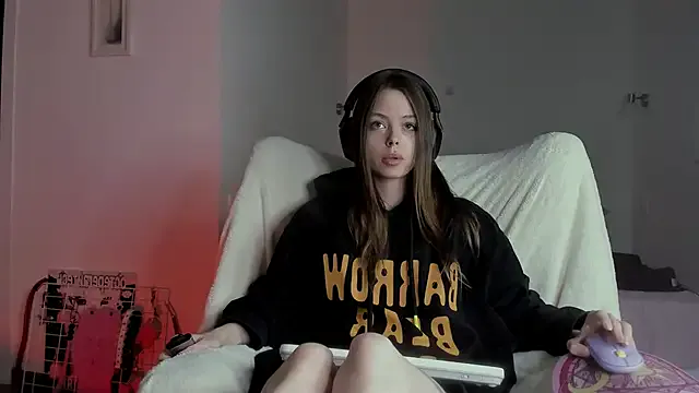 Queen_sofiyaa – webcam model profile photo Image 11