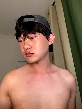 Yui-Ch – webcam model profile photo Image 3