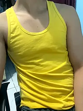 maataaan – webcam model profile photo Image 8