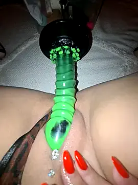 dirtypub – webcam model profile photo Image 5