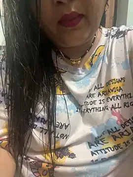 BellaDiNatale – webcam model profile photo Image 16