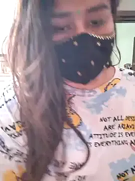 BellaDiNatale – webcam model profile photo Image 6