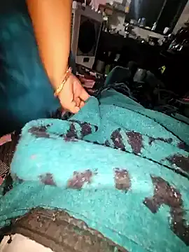 oxo_yuna_oxo – webcam model profile photo Image 7