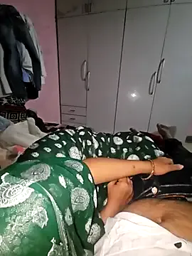 oxo_yuna_oxo – webcam model profile photo Image 8