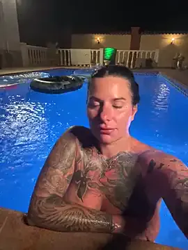 InKed-Kathy Image 18