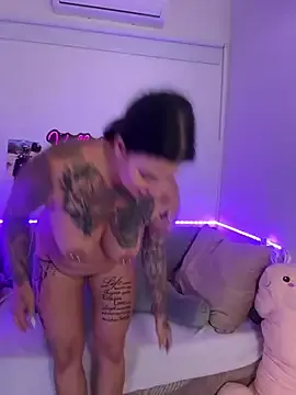 InKed-Kathy Image 2
