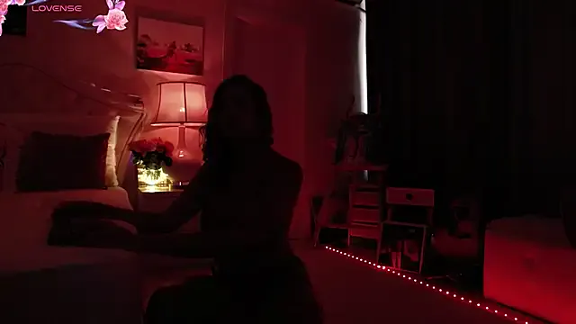 oxo_yuna_oxo – webcam model profile photo Image 7