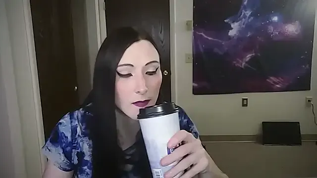 Queen_sofiyaa – webcam model profile photo Image 4