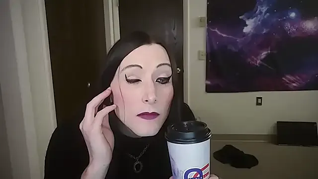 Queen_sofiyaa – webcam model profile photo Image 5